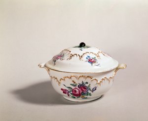 Soepkom, gemaakt in Tournai, 1775-80