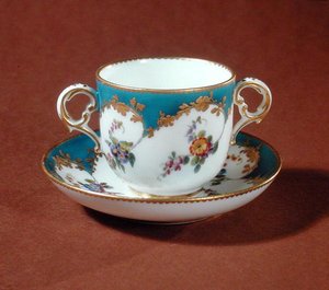 Tasse a toilette, Vincennes werkplaats