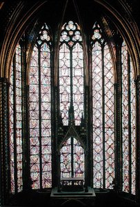 Het glas-in-loodraam in het koor van de Bovenkapel, 1246-48
