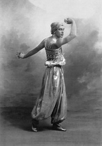Vaslav Nijinsky (1890-1950) Russische danser van Poolse afkomst hier in ballet Sheherazade door French School
