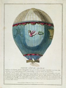 Uitzicht op de ballon gebruikt door Francois Pilatre de Rozier (1754-85) in Versailles op 23 juni 1784 door French School