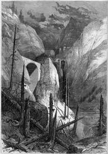 Uitzicht op de kloof en het fort van Finstermunz (1471). Tirol, Zwitserland