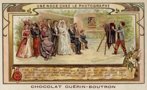 Bruiloftsgasten bij de fotograaf door French School