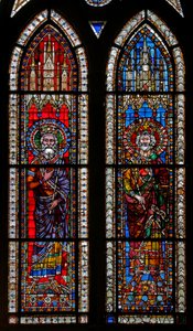 Raam w11 met Keizers Hendrik van Bamberg en Frederik Barbarossa door French School
