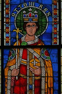 Raam w13 met Keizer Otto III