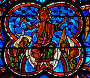 Raam w4 met Christus bij het Laatste Oordeel