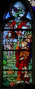 Raam w4 met St. Petrus met Simon Magus terwijl hij valt na te hebben geprobeerd te vliegen