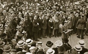 De oorlogsverklaring van de keizer wordt voorgelezen, Berlijn, Duitsland, 4 augustus 1914 door GPA