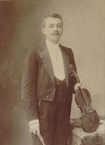 Portret van de violist en componist Henri Marteau 1874-1934 door Gaspard Félix Nadar