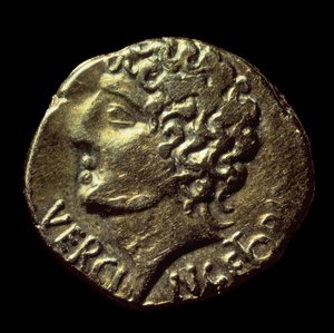 Gallische gouden statere (Arvernes) met de beeltenis van Vercingetorix (72-46 v.Chr.) uitgegeven in 52 v.Chr. Parijs, B.N. door Gaulish Gaulish