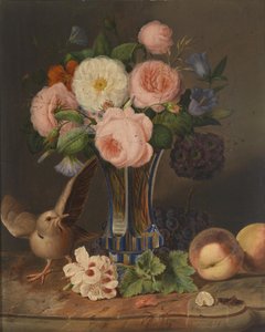 Een bloemenstilleven met een vogel en een sprinkhaan