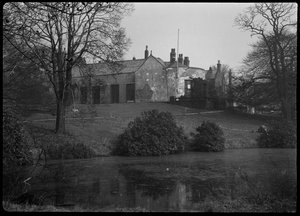 Barlow Hall, Barlow Hall Road, Chorlton Cum Hardy, Manchester, 1942 door George Bernard Wood