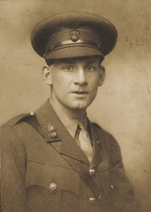 Portret van de dichter Siegfried Loraine Sassoon 1886-1967, 1915