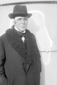 Sir John Lavery, 1930s door George Grantham Bain