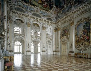 Barok kunst: uitzicht op de Grote Salon. 17e eeuw Paleis Nymphenburg, München Duitsland door German School