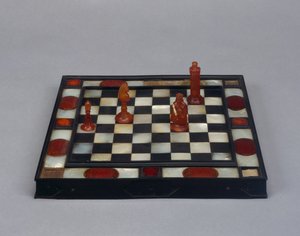 Schaakbord (ebbenhout, parelmoer, amber en hout)
