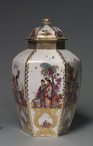 Gedekte Vaas, vervaardigd door Meissen Porselein Fabriek, Duitsland, ca. 1728-1730