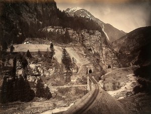 Een stuk van de San Gottardo-spoorlijn bij Faido door Giorgio Sommer