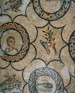 (detail) Vloer van de vroegchristelijke basiliek van Aquileia, Udine door Phillipe de Marlier