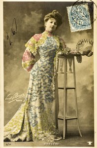 Ansichtkaart: Portret van Arlette Dorgere/Nee Anna Mathilde Irma Jouve (1880 - 1965), komiek, danser en zanger