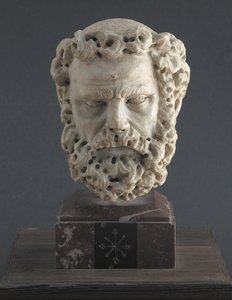 Hoofd van een bebaarde man, 1312-1314 door Giovanni Pisano