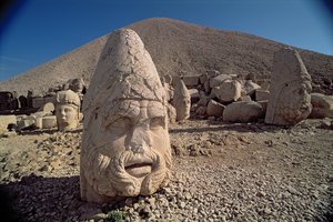 Hoofd van Zeus-Oromandes door Greek