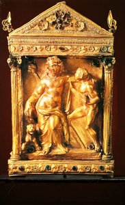 Naiskos met Dionysus dronken en sater, kleine Hellenistische stijl tempel met granaatappels en smaragden uit Thessalië, 2e eeuw v.Chr. (goud)