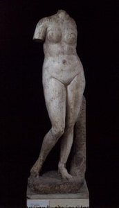 Aphrodite staand naakt, Alexandrijns, c.336-30 v.Chr.