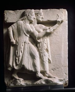 Metope met dansers, reliëf van oude thesaurus, Campania, Italië 5e eeuw v.Chr. door Greek School