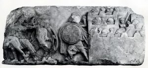 Sectie van het Fries van het Nereïde Monument in Xanthus, circa 4e eeuw v.Chr. (reliëf) door Greek School