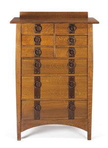 Ladenkast, model nr. 913 door Gustav Stickley