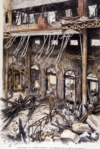 Brandweerlieden werken in de ruïnes van de zaal van de opera comique de Paris na de brand, door Fraipont