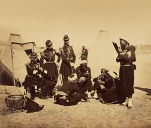 Camp de Châlons: Zouaves de la Garde in het bivak door Gustave Le Gray
