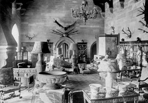 De Grote Zaal, Warwick Castle, 1924-1926 door HN King