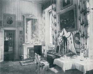 De Kleedkamer van de Koningin in Windsor Castle, ca. 1899, 1901 door HN King