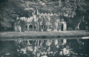 De Ruïnes bij Frogmore, ca. 1899 door HN King