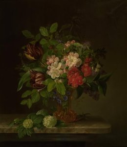 Een glas met lentebloemen door Hanne Hellesen