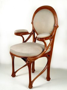 Art Nouveau: Amerikaanse walnoot fauteuil