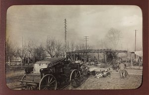 Eerste Wereldoorlog: Oekraïne in de jaren 1914-1916 tijdens de invasie van het Duitse leger. Militair op de plaats van een bombardement door Heldenfriedhof Dsessentniki (attr. to)