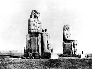 De Kolossen van Memnon, Thebe, Nubië, Egypte, 1887
