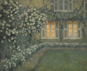 De witte tuin in de schemering