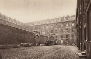 Parijs: Binnenplaats van St-Lazare, de vrouwen gevangenis door Henri Manuel