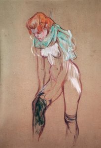 Vrouw die haar kous aantrekt