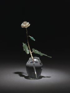 Witte bloem, firma Peter Carl Fabergé