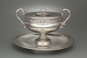 Gedekte terrine met dienblad, 1798-1809 door Henry Auguste