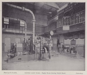 Machinekamer met schakelbord, Electric Light Works, Canterbury, Kent (zw/w foto) door Henry Beauchamp Collis