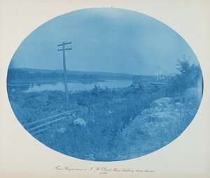Vanaf Wagon Road in S. St. Paul, Minn. stroomafwaarts kijken