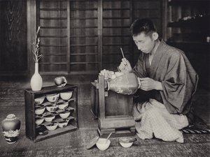 Japan in de jaren 1920: Porselein schilderen