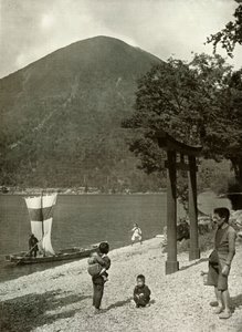 Nantai-Zan en Lake Chuzenji, 1910