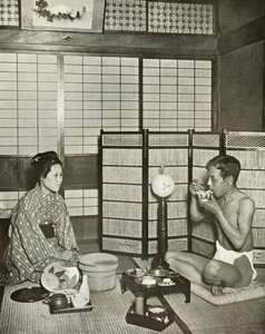 Zomerse negligé in Kumamoto